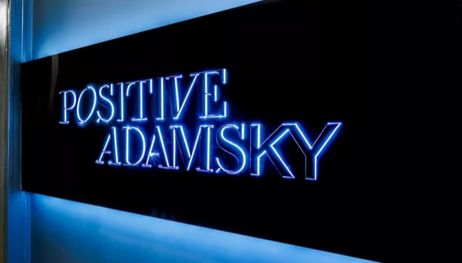 Holdinggá alakult a Positive Adamsky